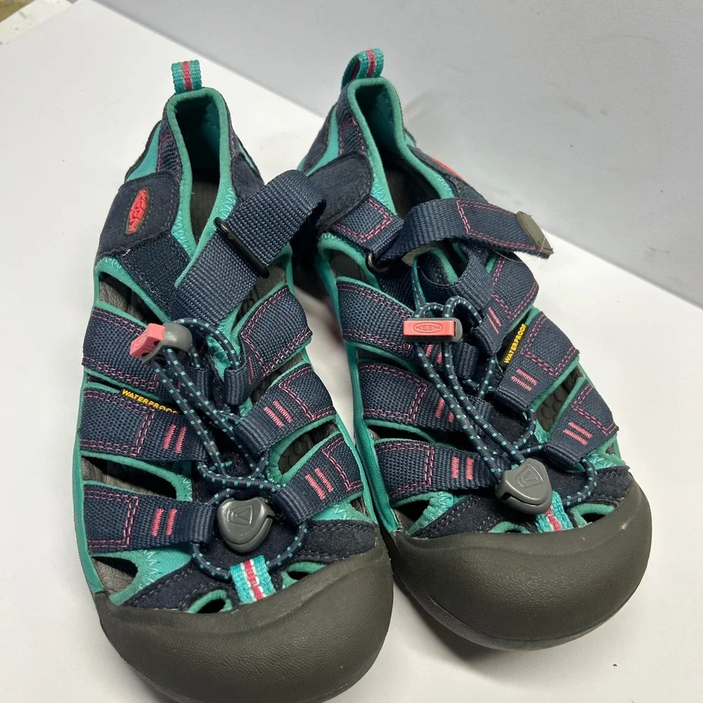 KEEN Newport H2 Sandals Navy Teal Pink Youth Size 3 Hiking Water Shoes 1012316